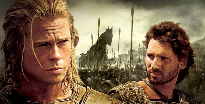 Brad Pitt et Eric Bana respectent les distances de sécurité © WB Brad Pitt et Eric Bana respectent les distances de sécurité © WB