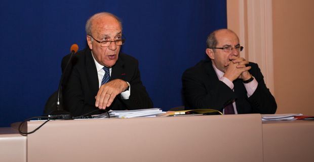 Une image d'archives CNI de Dominique Bucchini, alors qu'il était président de l’Assemblée de Corse, et Pierre Chaubon, qui lui présidait la Commission des compétences législatives et règlementaires.