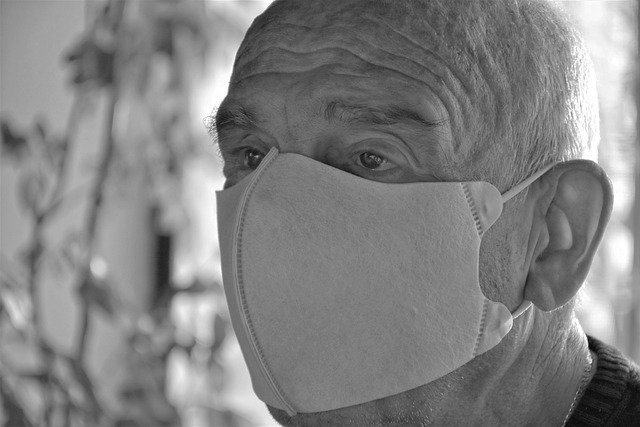 A Bastia la distribution des masques aux personnes prioritaires a commencé