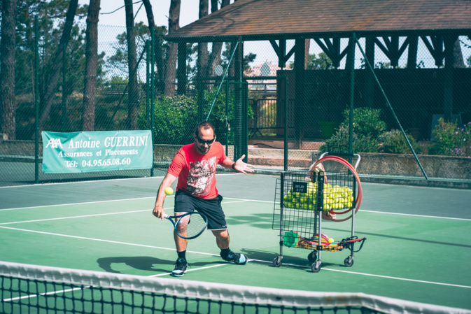 Fabien heureux de retrouver les courts Photos Eyefinity Prod Fabien heureux de retrouver les courts Photos Eyefinity Prod