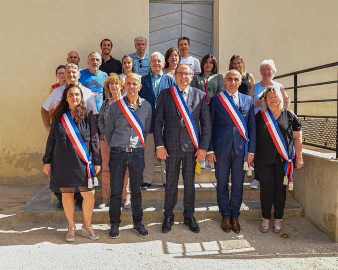 Installation du conseil municipal en plein air à Calenzana ! Installation du conseil municipal en plein air à Calenzana !