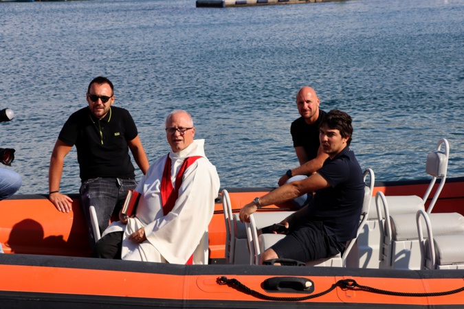 De retour du dépôt de gerbe en mer