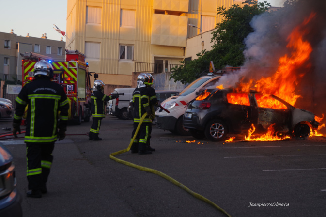 Bastia : encore des voitures brûlées à Montesoro Bastia : encore des voitures brûlées à Montesoro