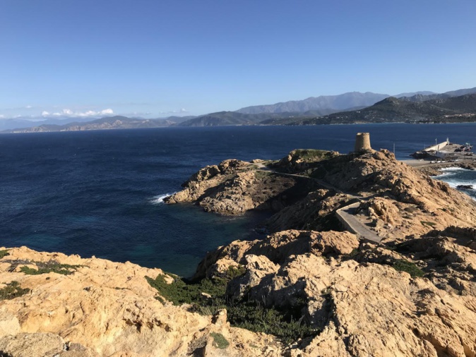 L'ile de la Pietra (Renaud Kiselman) L'ile de la Pietra (Renaud Kiselman)