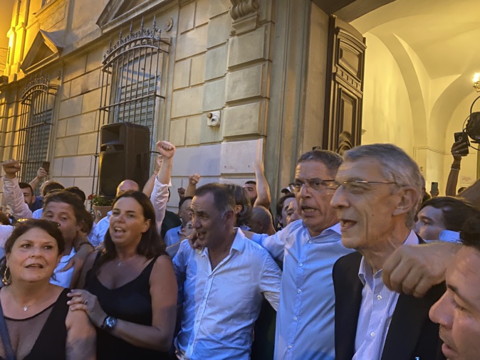 VIDEO - Municipales 2020 à Bastia : l'euphorie renouvelée VIDEO - Municipales 2020 à Bastia : l'euphorie renouvelée