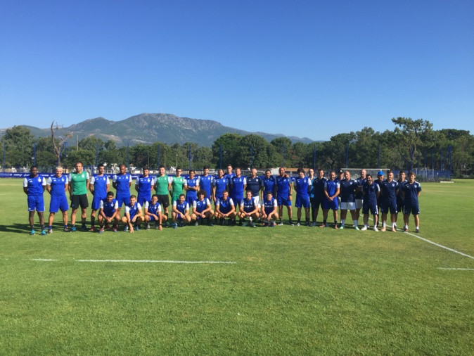Joueurs et staff à la reprise ce lundi matin à l'Igesa Joueurs et staff à la reprise ce lundi matin à l'Igesa