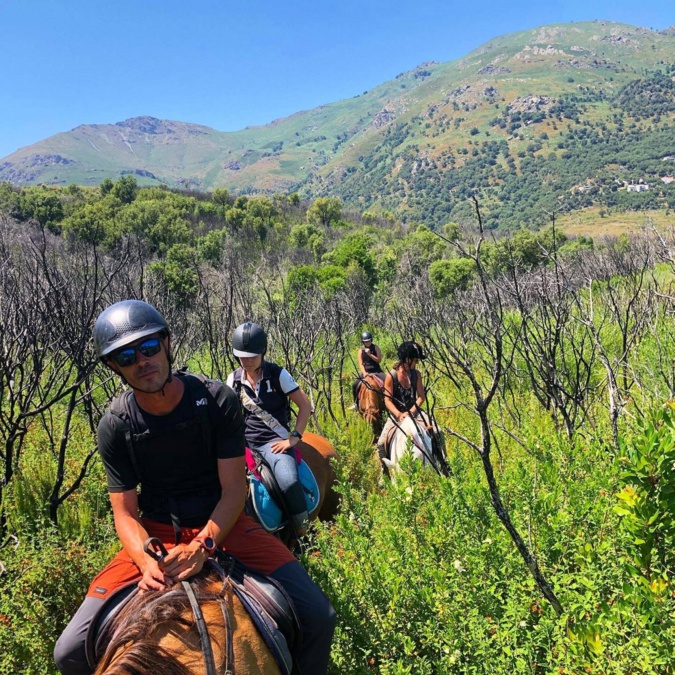 Sophrologie équestre pour les patients de Laetitia Rinaldi Sophrologie équestre pour les patients de Laetitia Rinaldi
