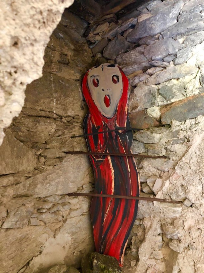 Une des toiles de JA Salviani, inspirée de "Le cri" de Munch. Une des toiles de JA Salviani, inspirée de "Le cri" de Munch.