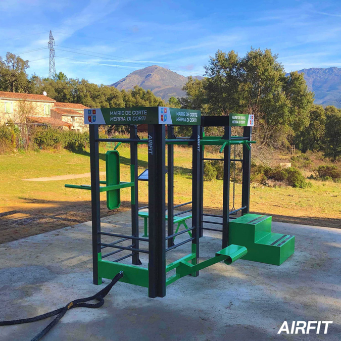 Une première aire de fitness connectée en accès libre débarque à Corte Une première aire de fitness connectée en accès libre débarque à Corte