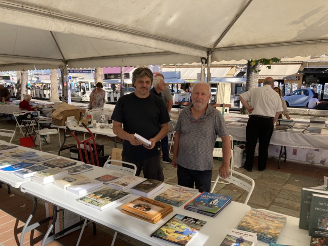 Les éditeurs corses réinvestissent la place Foch Les éditeurs corses réinvestissent la place Foch