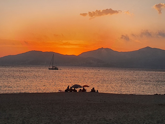 Coucher de soleil sur le golfe d'Ajaccio (Photo Jean-Pierre Vouillot)