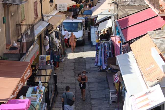 Certains malgré tout respectent l'arrêté préfectoral Certains malgré tout respectent l'arrêté préfectoral