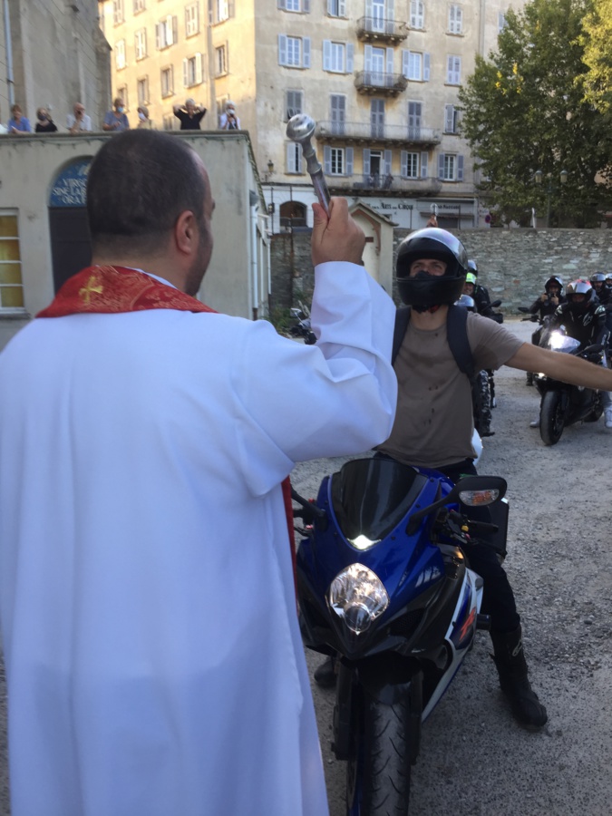 Saint Christophe : bénédiction des motos à Notre Dame de Lourdes de Bastia Saint Christophe : bénédiction des motos à Notre Dame de Lourdes de Bastia