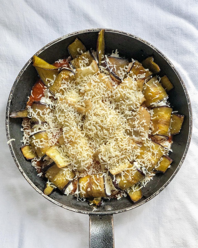 A table : involtini d’aubergine à la ricotta avec… La petite cuisine de Marie A table : involtini d’aubergine à la ricotta avec… La petite cuisine de Marie