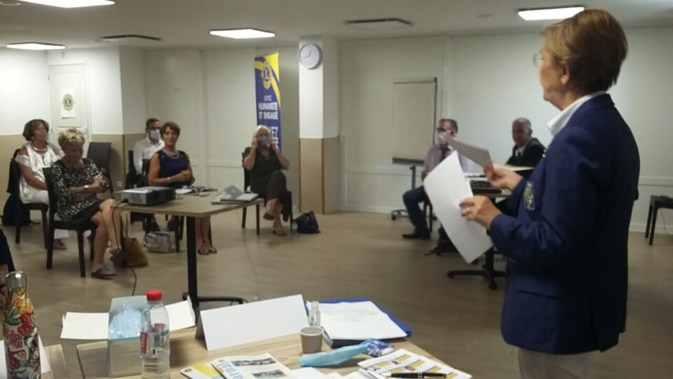 Les Lions de Corse réunis à Corte en présence de Tania Arzani gouverneur du District 103 Les Lions de Corse réunis à Corte en présence de Tania Arzani gouverneur du District 103