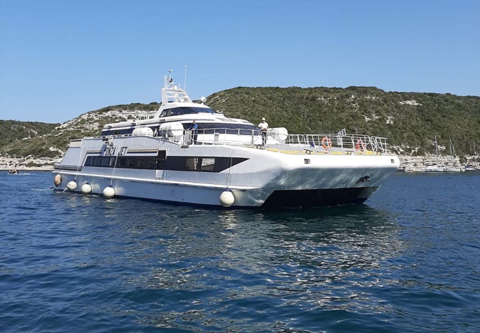 Une traversée Bonifacio-Sardaigne en 20 minutes seulement Une traversée Bonifacio-Sardaigne en 20 minutes seulement