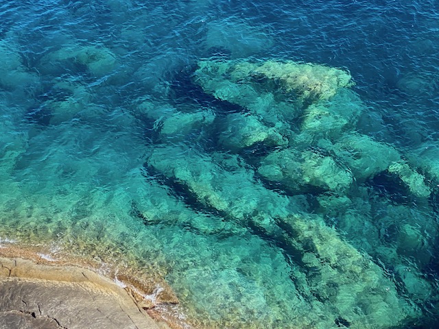Dégradé de bleu que nous offre la Méditerranée, photo de Florence Guenot
