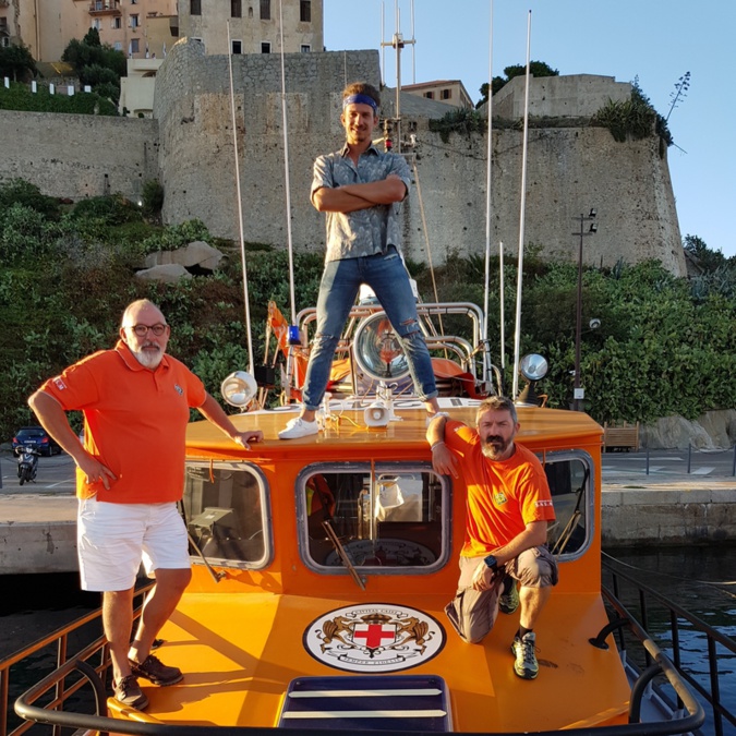 Visite de Mathieu Blanchard candidat de "Koh-Lanta" à la SNSM de Calvi-Balagne Visite de Mathieu Blanchard candidat de "Koh-Lanta" à la SNSM de Calvi-Balagne