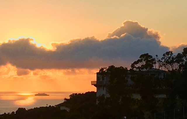 Lever du soleil à Sisco, photo Marie-Paule Maurel