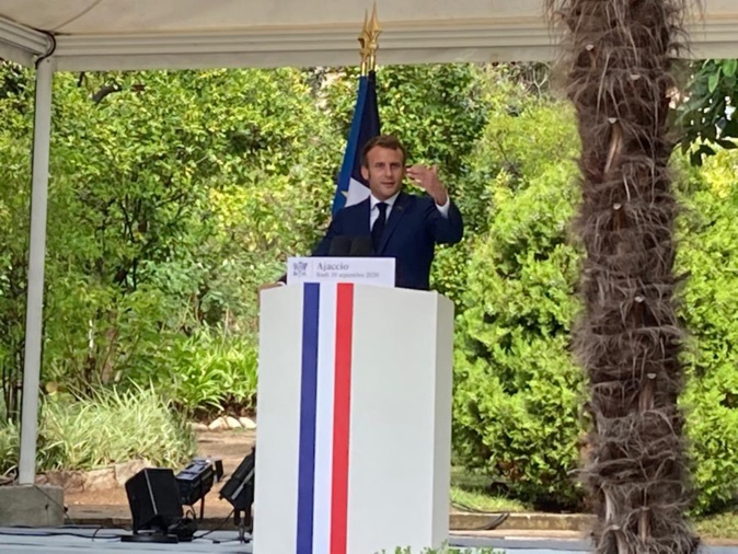 Emmanuel Macron sur la Corse : Pas d'annonce forte, une feuille de route inchangée Emmanuel Macron sur la Corse : Pas d'annonce forte, une feuille de route inchangée