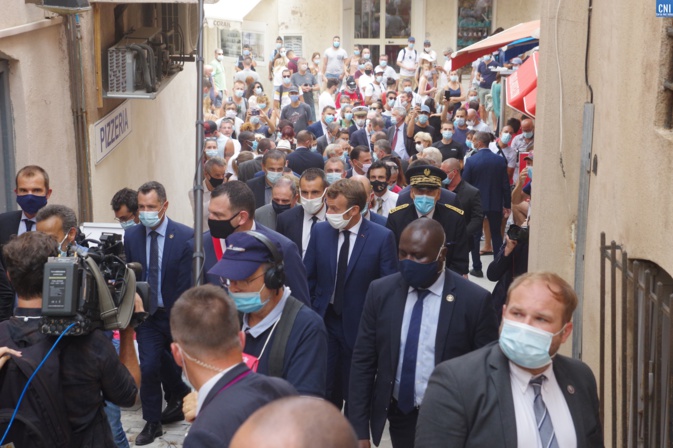 IMAGES - D'Ajaccio à Bonifacio le déplacement du président de la République en Corse-du-Sud IMAGES - D'Ajaccio à Bonifacio le déplacement du président de la République en Corse-du-Sud