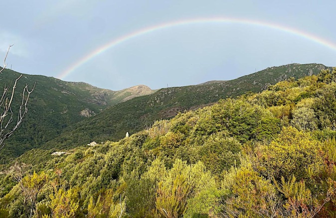 Arcubalenu sopra u Mandriale Arcubalenu sopra u Mandriale
