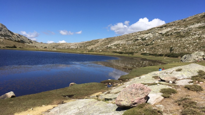 Le lac de Ninu avant le récent coup de froid (Photo Apantonio)