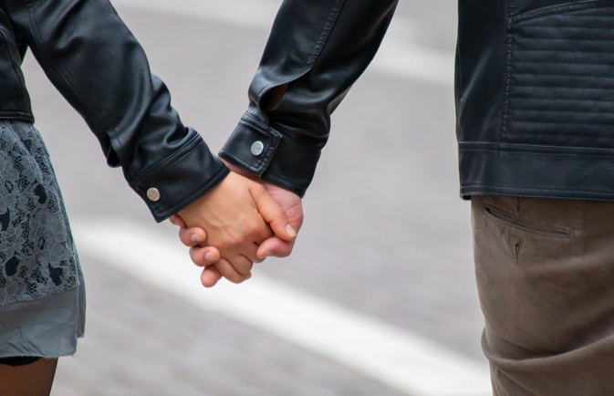 Covid-19 : En Corse famille et amis sont les principaux vecteurs de contamination Covid-19 : En Corse famille et amis sont les principaux vecteurs de contamination