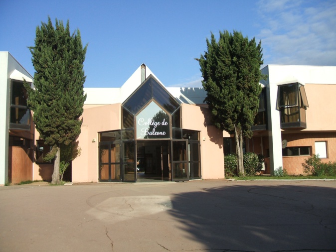 Après une journée de grève, le collège de Baleone reprend les cours