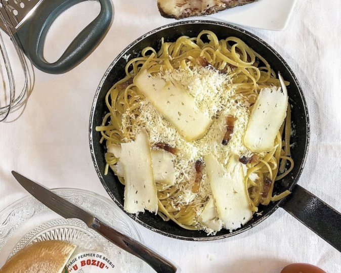 A table : Corsican Carbonara avec la petite cuisine de Marie A table : Corsican Carbonara avec la petite cuisine de Marie