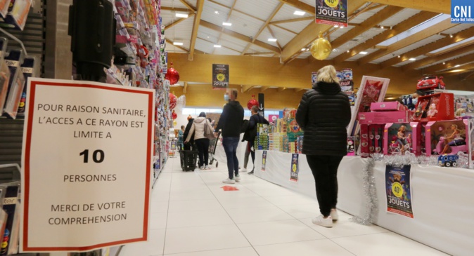 Le rayon jouets du Leclerc Baleone limité à dix personnes. Photos : Michel Luccioni Le rayon jouets du Leclerc Baleone limité à dix personnes. Photos : Michel Luccioni