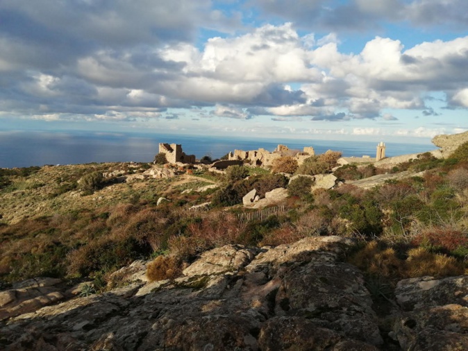 La photo du jour : Occi éblouissant sous les nuages