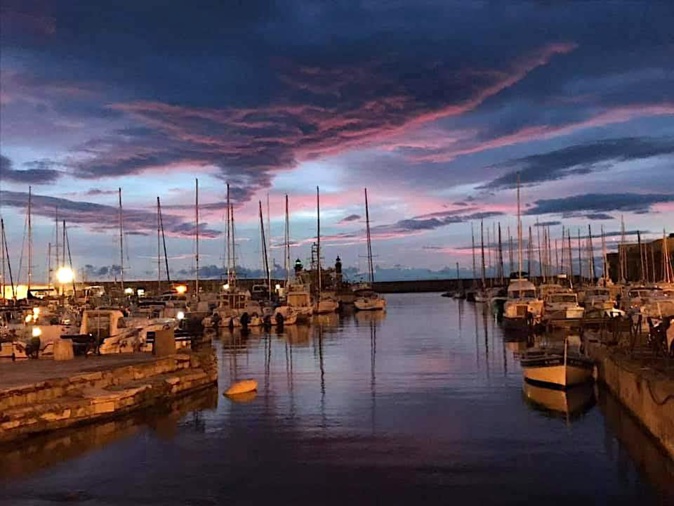 La photo du jour : le vieux-port de Bastia tranquillement assoupi