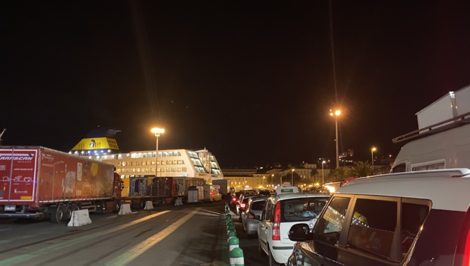 Test covid obligatoire entre la Corse et l'Italie : les contrôles sont-ils vraiment en place ? Test covid obligatoire entre la Corse et l'Italie : les contrôles sont-ils vraiment en place ?