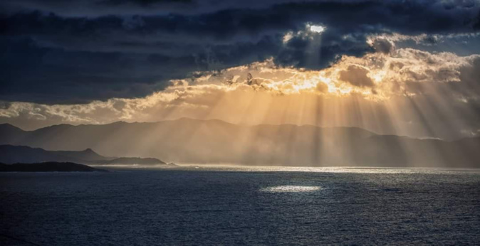Pleine lumière dans le golfe de Sagone (Jean-Claude Camu)