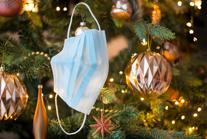 Covid-19 : l'OMS craint une reprise de l'épidémie et recommande le port masque lors des réunions de famille Covid-19 : l'OMS craint une reprise de l'épidémie et recommande le port masque lors des réunions de famille