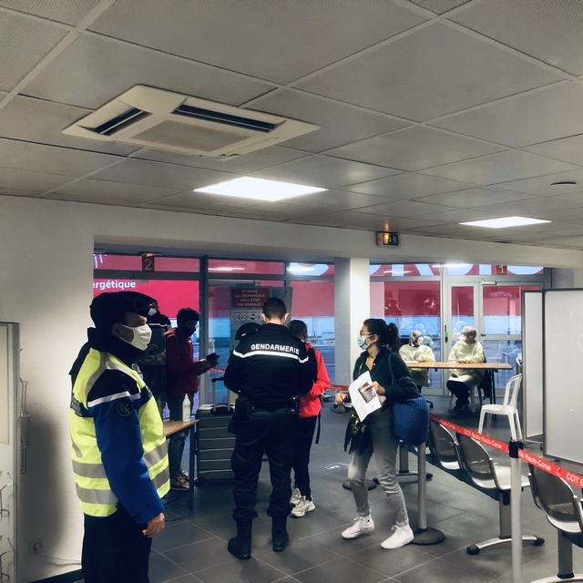  Covid-19 : contrôles au port de l'Ile-Rousse aussi