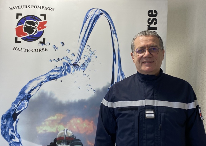 Le colonel Pieri a pris ses fonctions de directeur du SIS 2B. Le colonel Pieri a pris ses fonctions de directeur du SIS 2B.