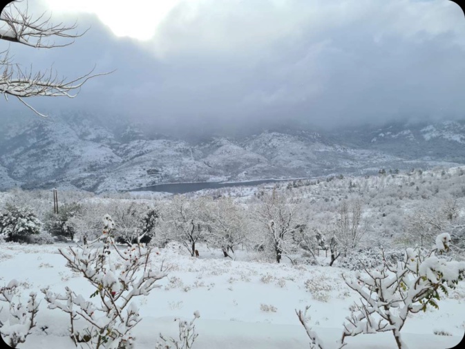 Corse : la neige au rendez-vous. Envoyez-nous vos plus belles photos