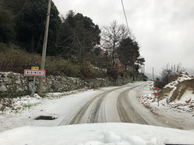 Corse : la neige au rendez-vous. Envoyez-nous vos plus belles photos