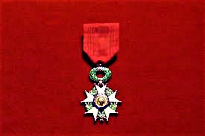 La Légion d'honneur à Joëlle Ferricelli, l'infirmière de l'hôpital de Bastia, victime de la Covid La Légion d'honneur à Joëlle Ferricelli, l'infirmière de l'hôpital de Bastia, victime de la Covid