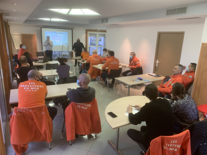Les sauveteurs de Bastia, Macinaghju et Taverna en formation dans les locaux de la mairie de Ville di Pietrabugno ce samedi 9 janvier 2020.