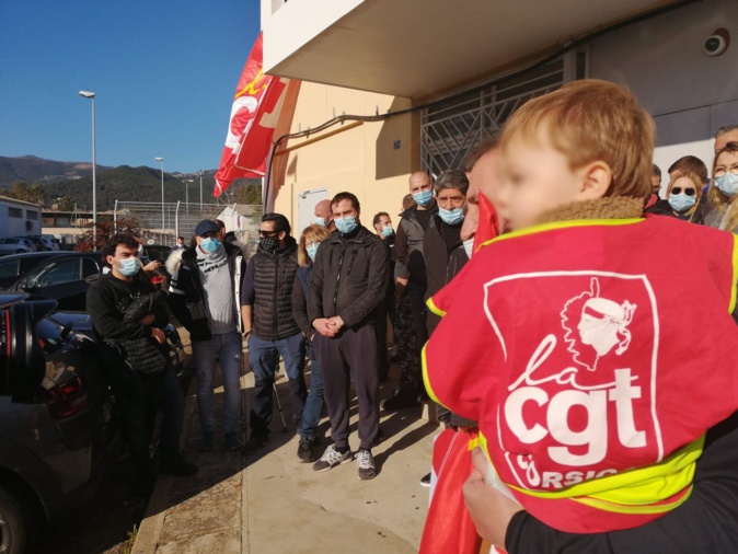 Mouvement de contestation de la CGT au centre de tri de La Poste de Furiani 