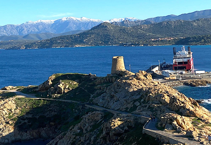 La photo du jour : Lisula vue depuis le chemin des Îles La photo du jour : Lisula vue depuis le chemin des Îles