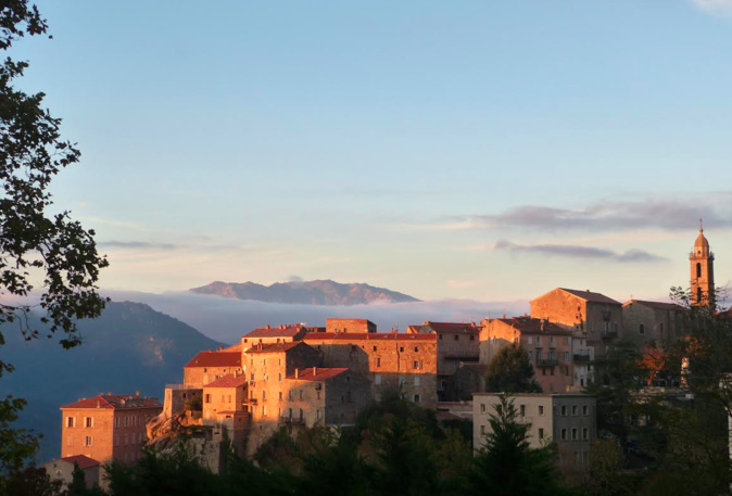 Quelle est cette île face à Sartène ?(Photo Pierre Goestch ) Quelle est cette île face à Sartène ?(Photo Pierre Goestch )