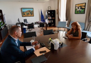 Marie-Jeanne Nicoli, reçue par le président de l'Exécutif corse, Gilles Simeoni. Marie-Jeanne Nicoli, reçue par le président de l'Exécutif corse, Gilles Simeoni.