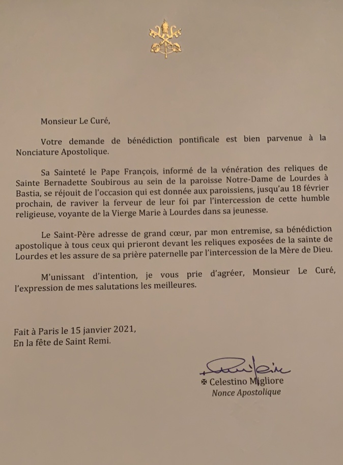 La bénédiction apostolique du Pape François La bénédiction apostolique du Pape François