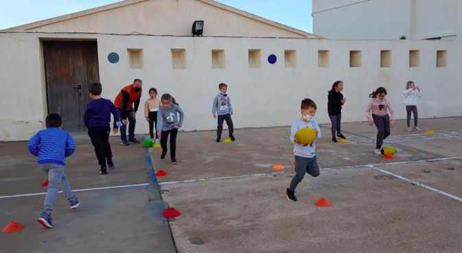 Au ras de la mêlée corse : "Opération Ecole Ovale" à Bonifacio Au ras de la mêlée corse : "Opération Ecole Ovale" à Bonifacio