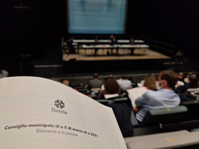 Motion contre la réforme du CAPES de langue et culture Corse : seul un accord sur le fond au conseil municipal de Bastia