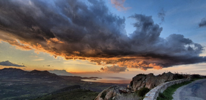 La baie de Calvi. Photo Eric Friulani